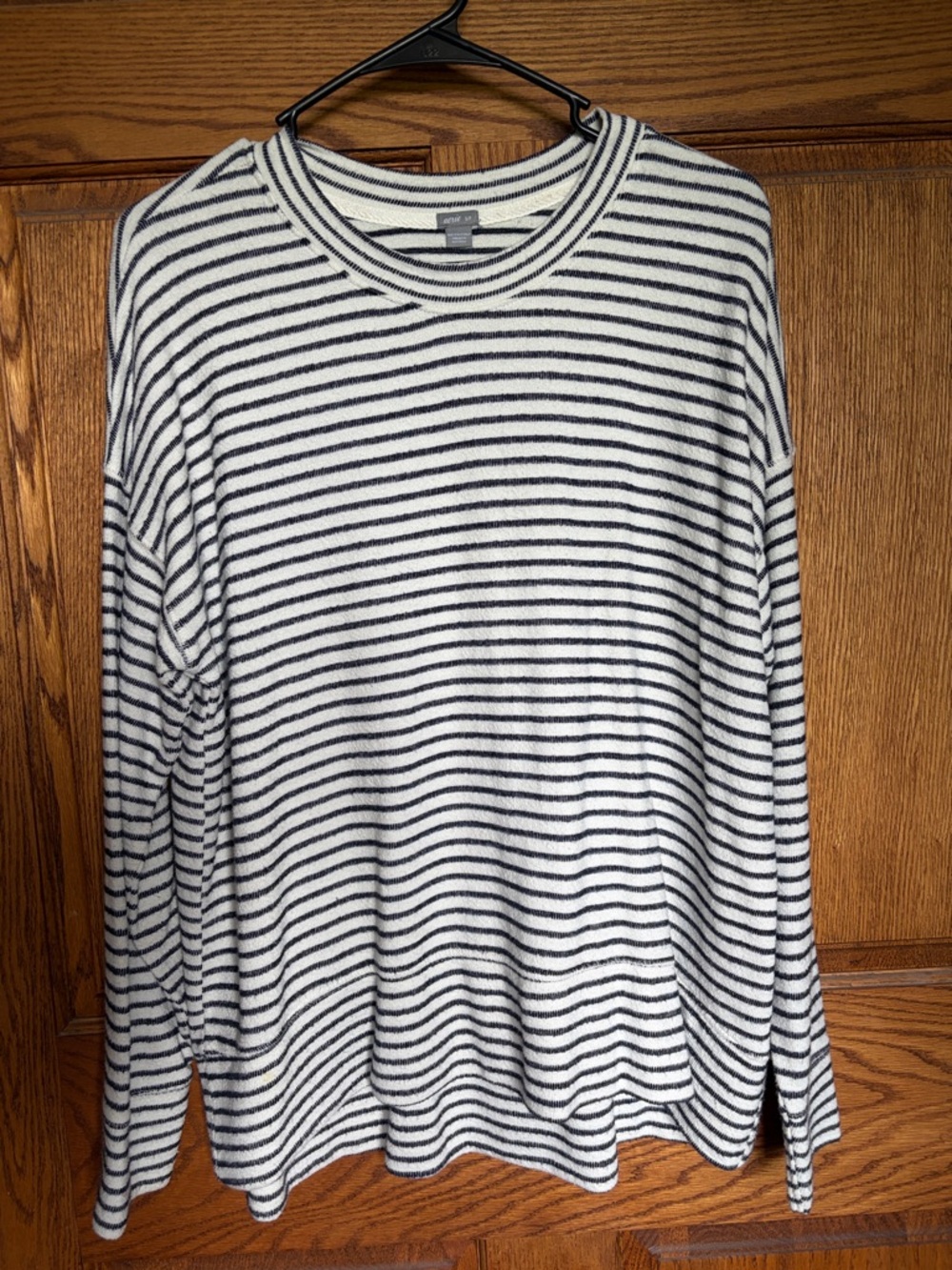 aerie Striped Long-Sleeve Crewneck - Black & White